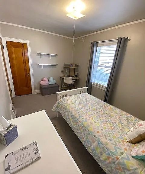 1st image of 4236 Amelia Ave
