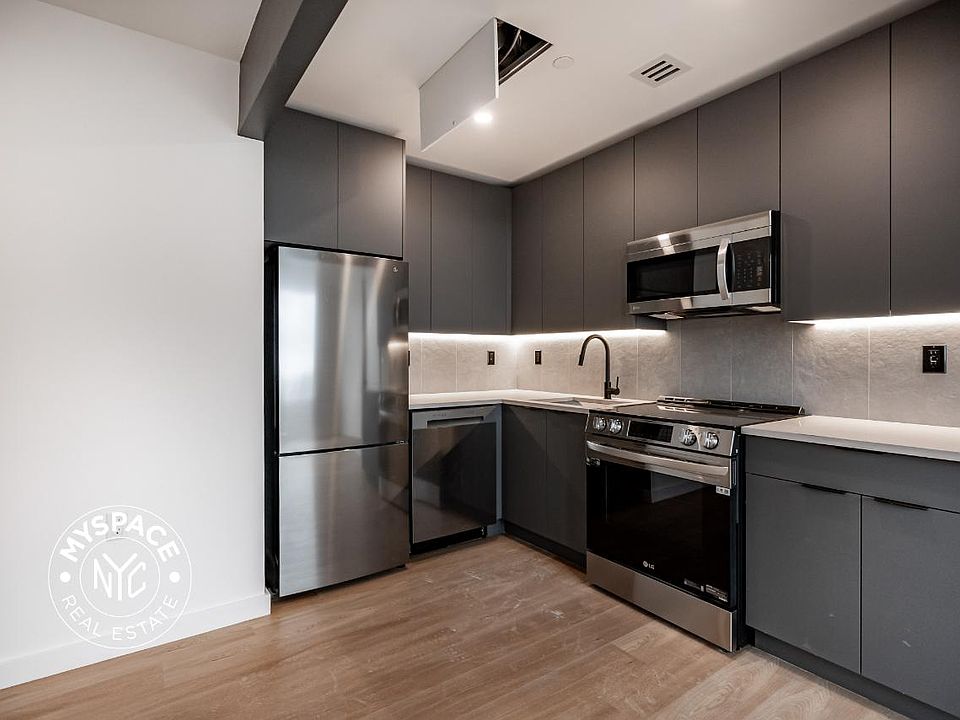 1st image of 931 Carroll St #306