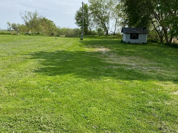 16075 Dutch Settlement Rd, Marcellus, MI 49067