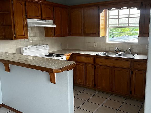 5th image of 5012 Austin Rd APT 3