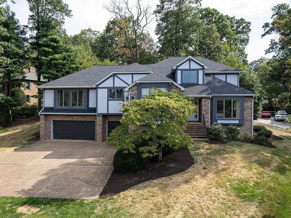 1st image of 275 Fairway Dr