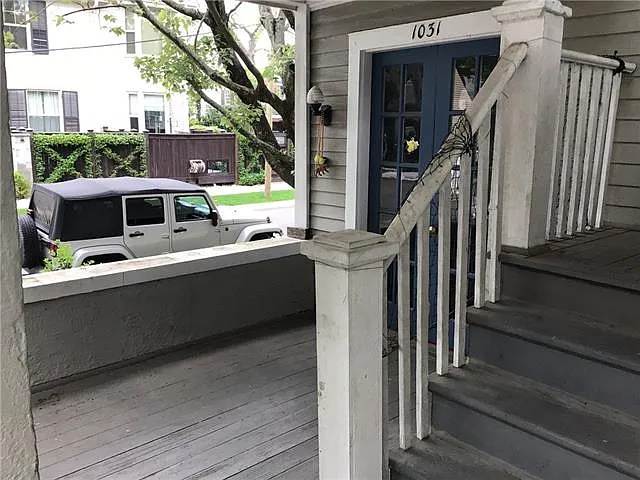 1031 Leontine St #A — Photo 2