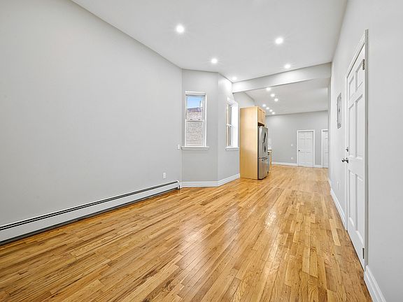 5th image of 1039 Bedford Ave APT 2
