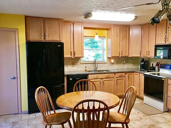 3rd image of 1755 Catalano Dr