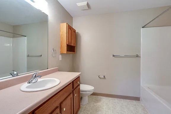 2 Bedroom Unit - Master Bath
