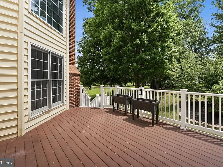 7273 Tinsley Way — Photo 34