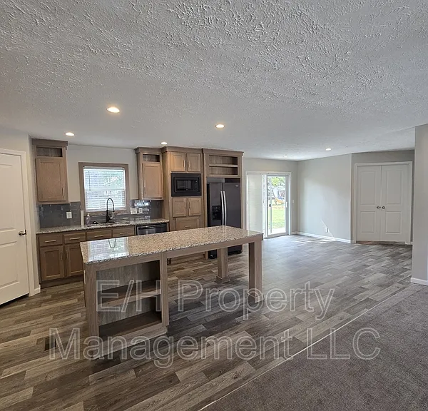 501 S Edwards Ave #1 — Photo 10