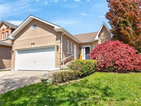 246 Caproni Dr, Vaughan, ON L6A 1X7