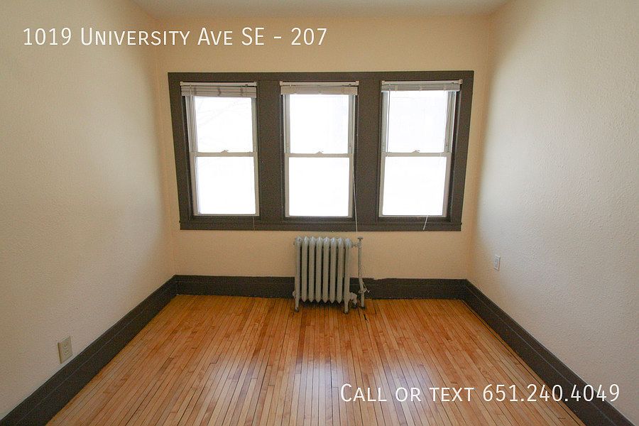 2nd image of 1019 University Ave SE #207