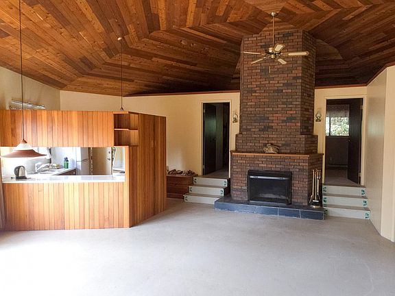 4th image of 427 Collingwood Rd