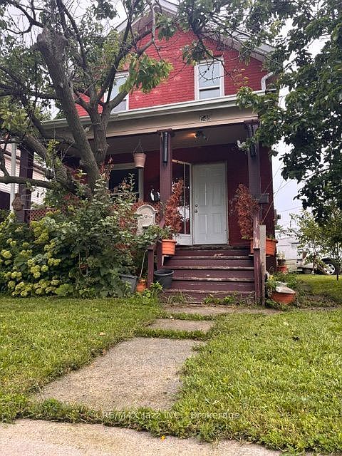 1st image of 548 Front St