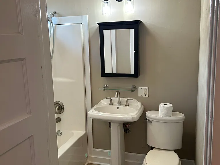 66 Folly Road Blvd — Photo 6