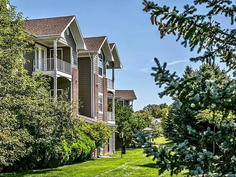 Lumen Heights — Photo 1