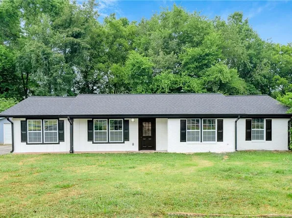 259 Maplewood Dr SW, Calhoun, GA 30701