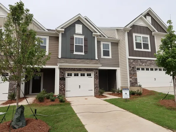 3213 Lilac Grove Dr, Charlotte, NC 28269