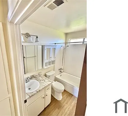 2 bed, 900 sqft, $1,575 — Photo 3