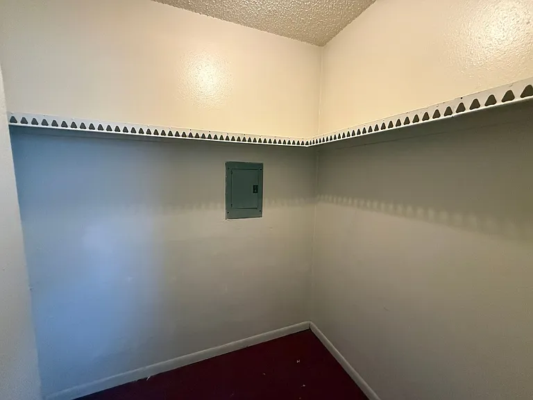 3109 Atkinson Ave — Photo 8