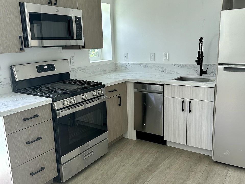 1st image of 6662 Del Cerro Blvd Unit B