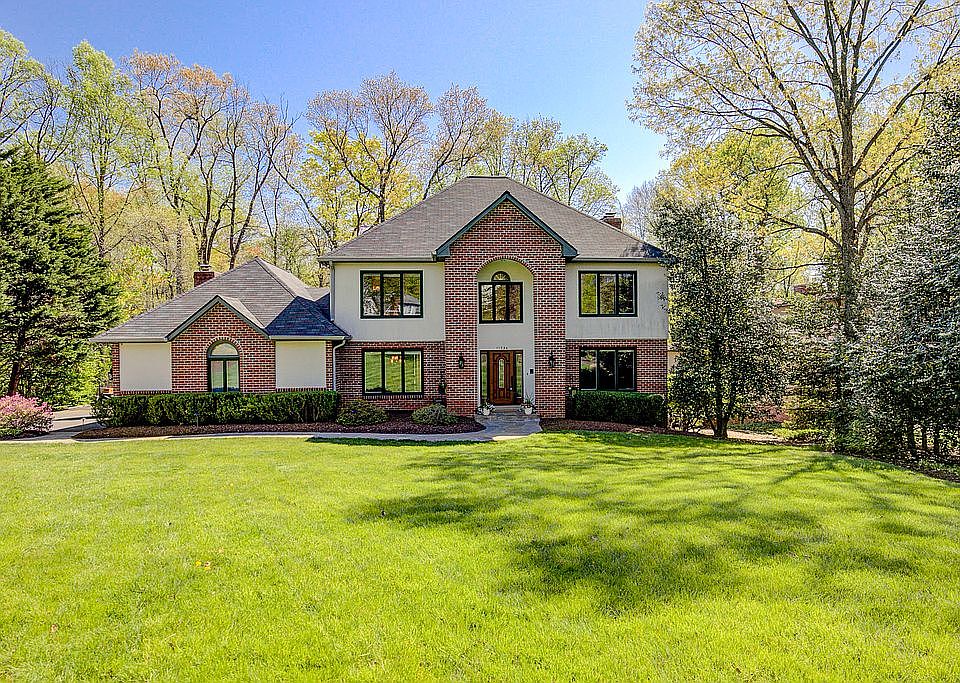 1st image of 11734 Flemish Mill Ct