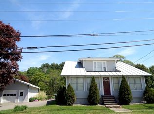 28 Mechanic St, Norridgewock, ME 04957