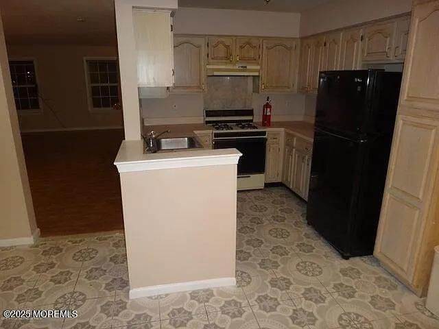 422 Indigo Ct — Photo 5