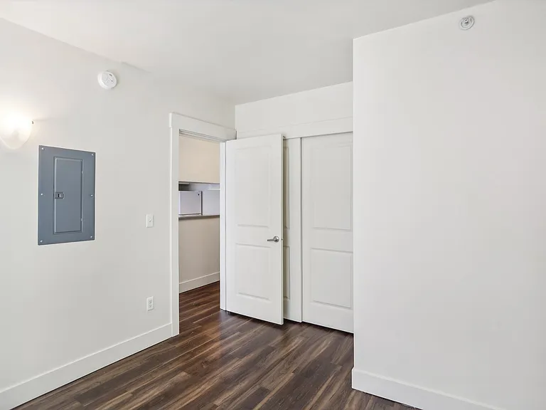 Quintessa Apartments — Photo 53