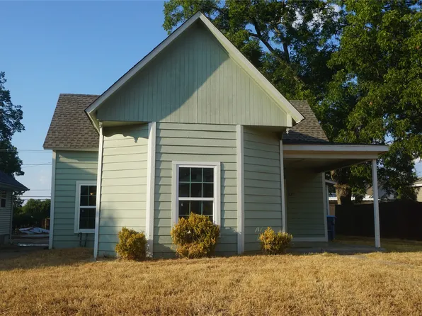 127 E Hull St, Denison, TX 75021