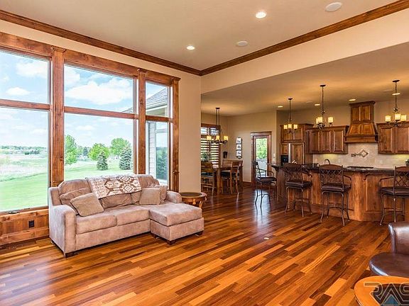 4th image of 7101 S Waterstone Cir