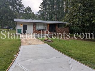 2916 Battle Forrest Dr, Decatur, GA 30034