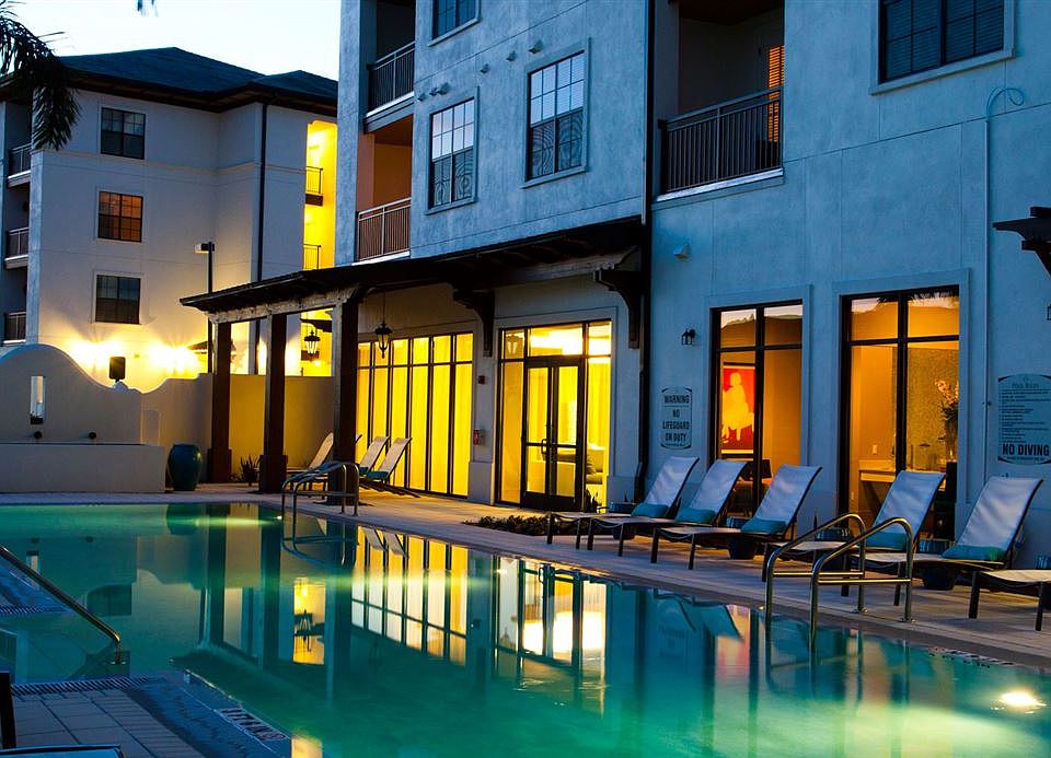 azul_baldwin_park-amenities-outdoor_pool1