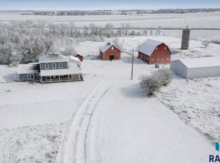 46826 295th St, Beresford, SD 57004