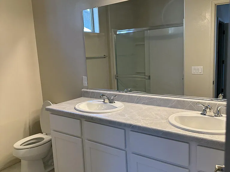 4263 E Columbus Park Pl — Photo 27