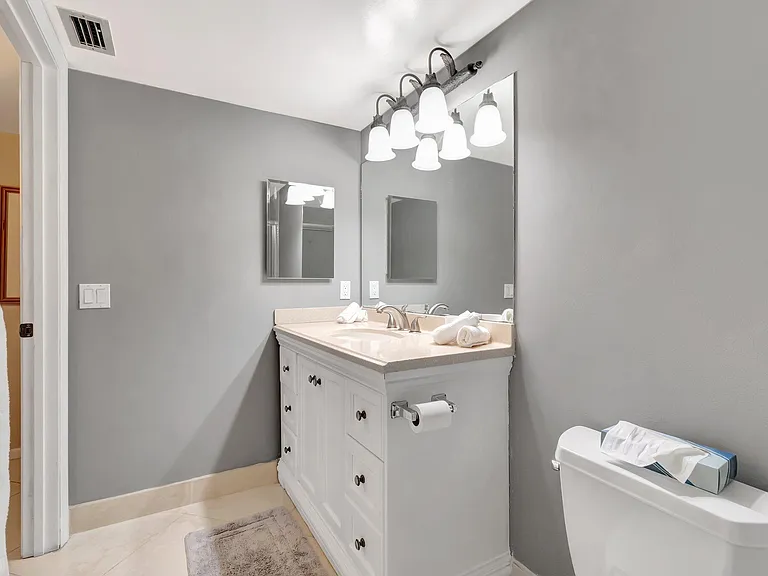 4049 Wolverton Dr #C — Photo 32