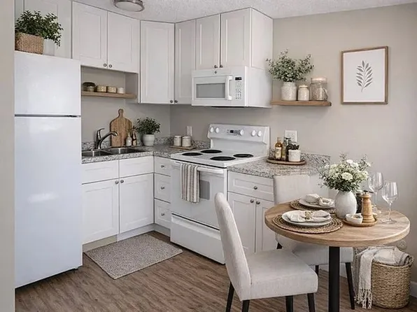 3048 W Amherst Ave APT 303, Denver, CO 80236