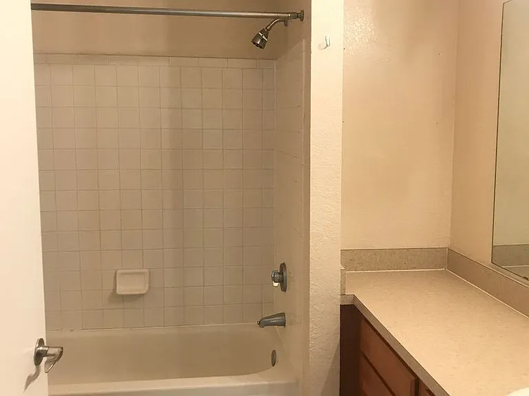 7709 Sugar Bend Dr — Photo 11