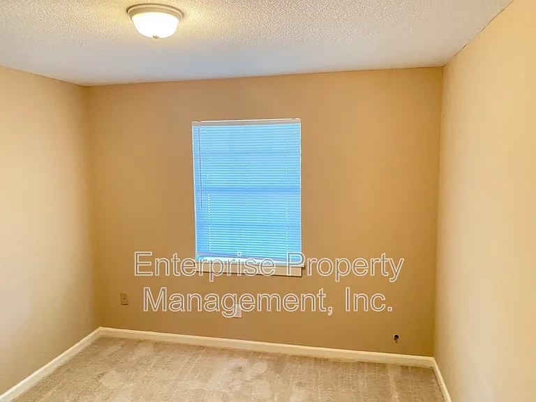 1982 Goldbrier Ln — Photo 27