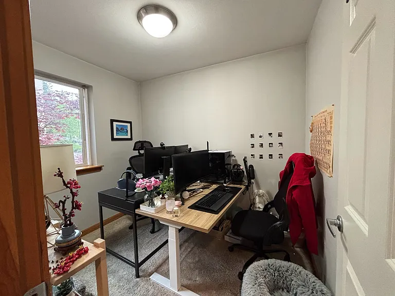 9541 Interlake Ave N #C — Photo 13