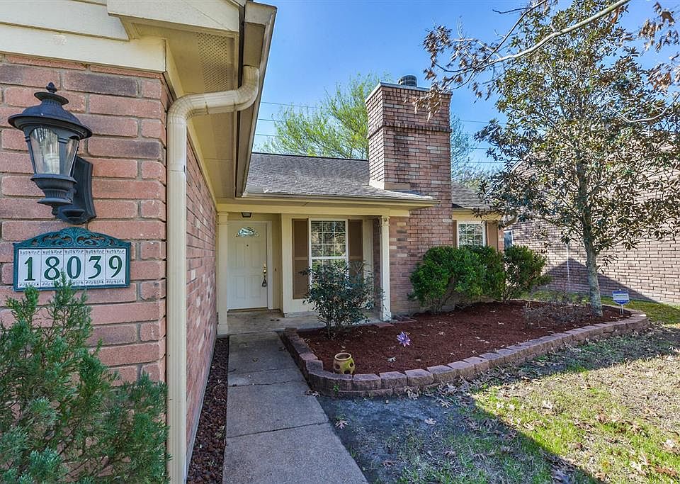 1st image of 18039 Sagecroft Dr