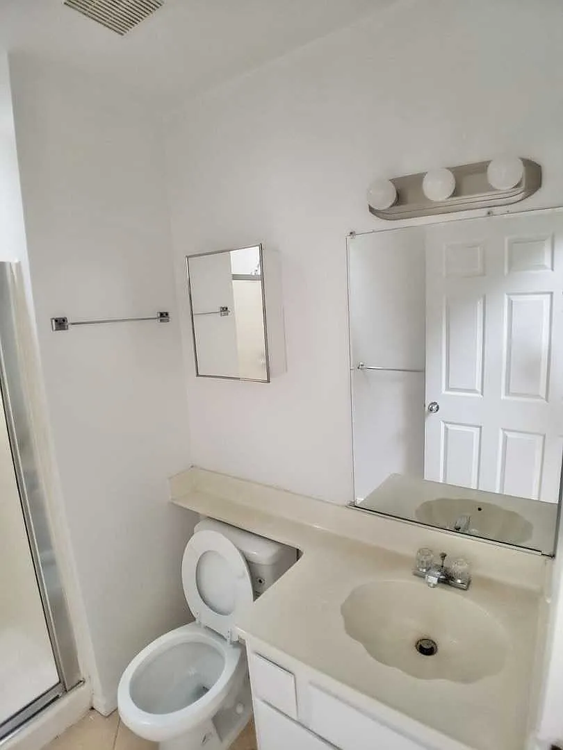 2 bed, $2,595 — Photo 3