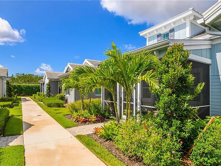 7286 Saona Ct — Photo 22