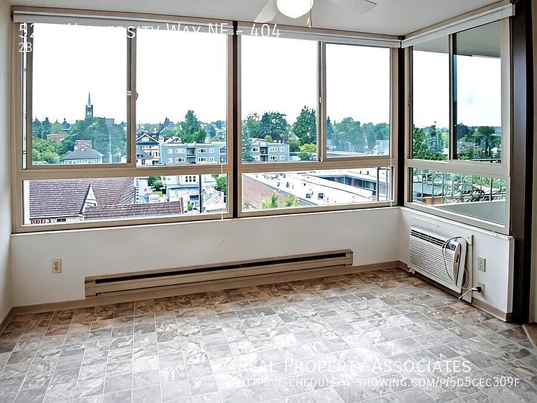 5200 University Way NE #404 — Photo 20