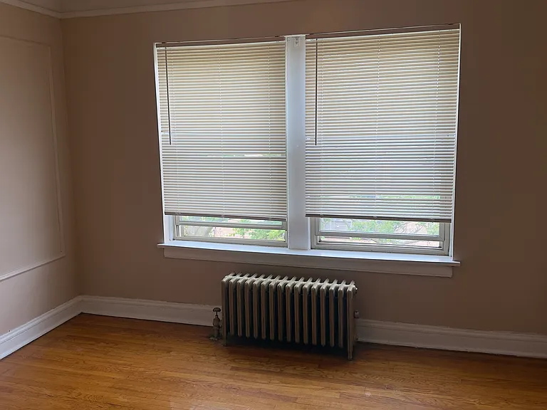 8058 S Hermitage Ave — Photo 18