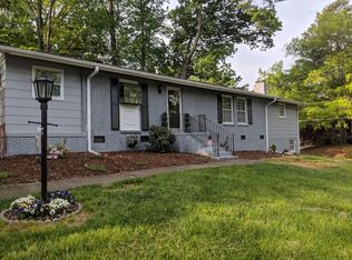 1711 Leslie Rd, Greensboro, NC 27408