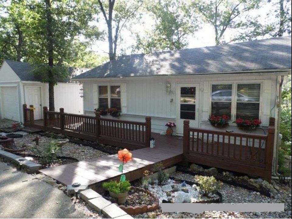 Front of house Right.