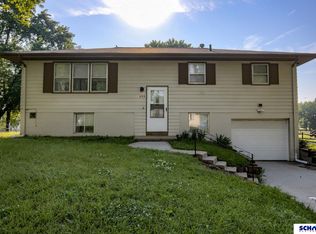 253 S 110th St, Omaha, NE 68154