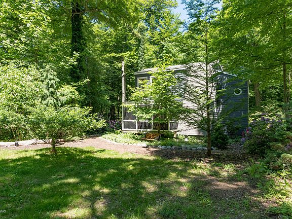 2nd image of 7165 Ferndell Ave