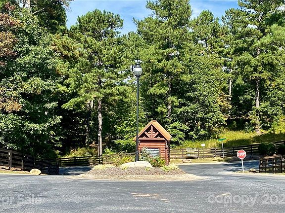 2nd image of 2393 W Paradise Harbor Dr