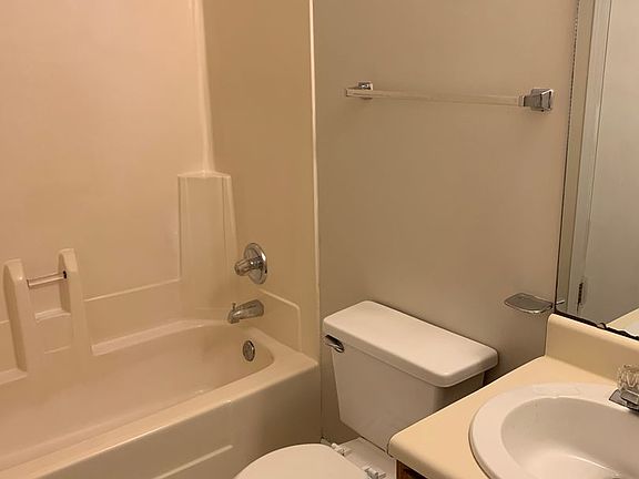 5th image of 310 Genelda Ave APT 8