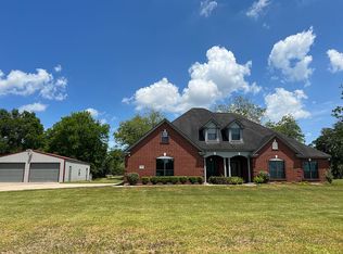 531 Mill Rd, Angleton, TX 77515