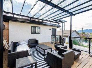 3177 Rupert St #A, Vancouver, BC V5M3V2
